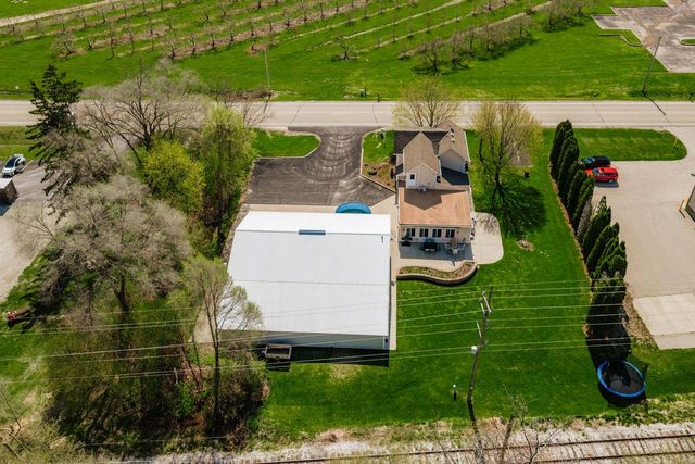 N9619 County Road ES, Mukwonago, WI 53149