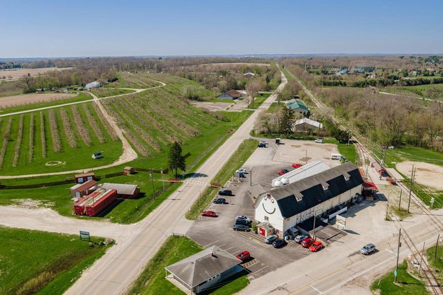 N9619 County Road ES, Mukwonago, WI 53149