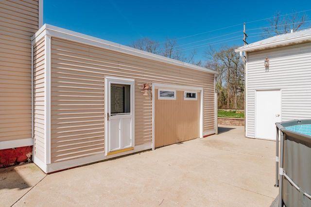 N9619 County Road ES, Mukwonago, WI 53149