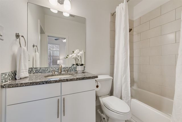 3200 Ross Avenue 28, Dallas, TX 75204