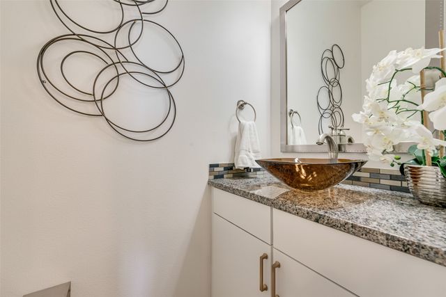 3200 Ross Avenue 28, Dallas, TX 75204