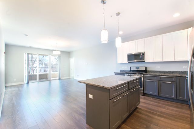 1202 Waukegan Road 206, Glenview, IL 60025
