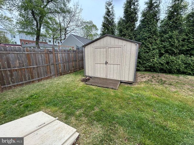 5700 PLYMOUTH AVE, Bristol, PA 19007