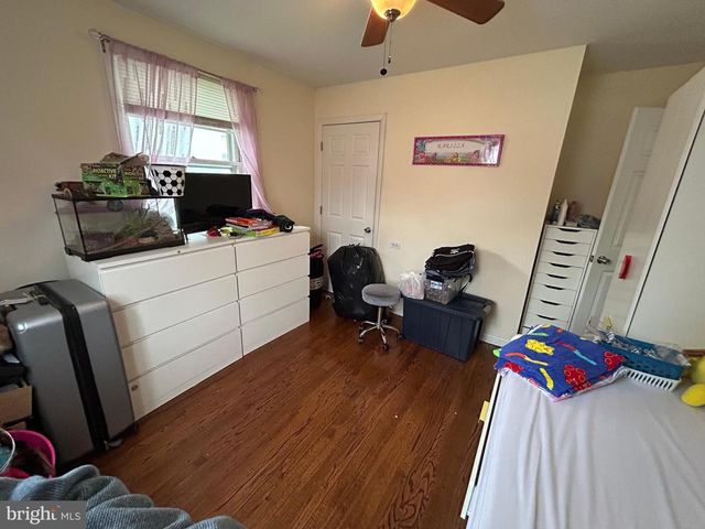 5700 PLYMOUTH AVE, Bristol, PA 19007