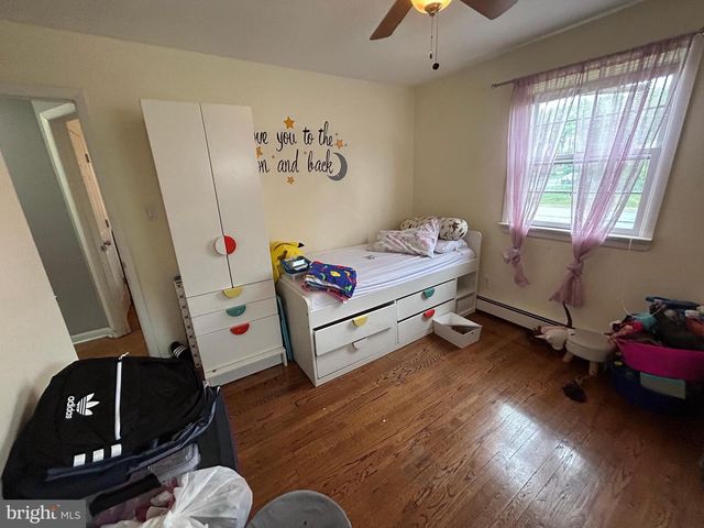 5700 PLYMOUTH AVE, Bristol, PA 19007