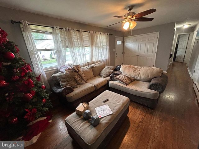 5700 PLYMOUTH AVE, Bristol, PA 19007