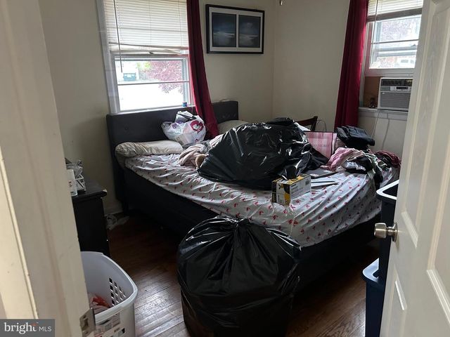 5700 PLYMOUTH AVE, Bristol, PA 19007