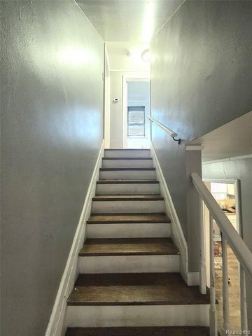 15469 Hazelridge Street, Detroit, MI 48205