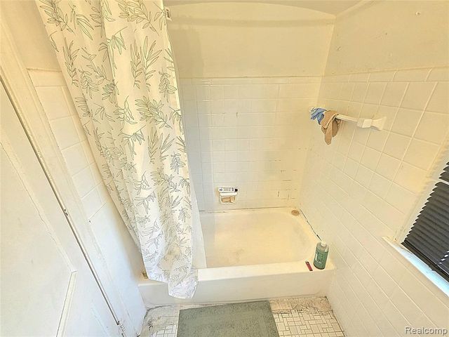 15469 Hazelridge Street, Detroit, MI 48205