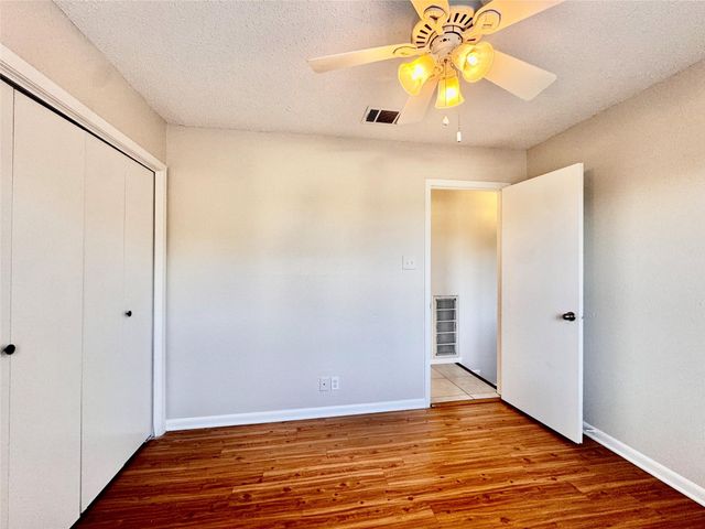 8106 Hood CIR A, Austin, TX 78745