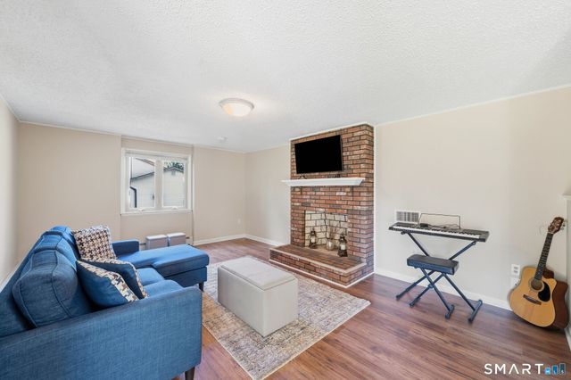 207 Lisa Drive, South Windsor, CT 06074