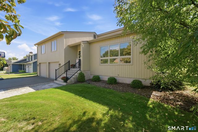 207 Lisa Drive, South Windsor, CT 06074