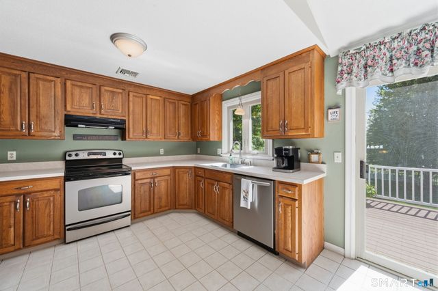 207 Lisa Drive, South Windsor, CT 06074