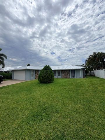 2601 W CARANDIS Road, West Palm Beach, FL 33406