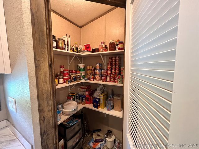 30292 S Highway 2 C, Whitefield, OK 74462