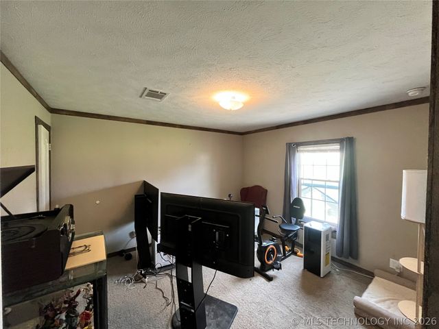 30292 S Highway 2 C, Whitefield, OK 74462