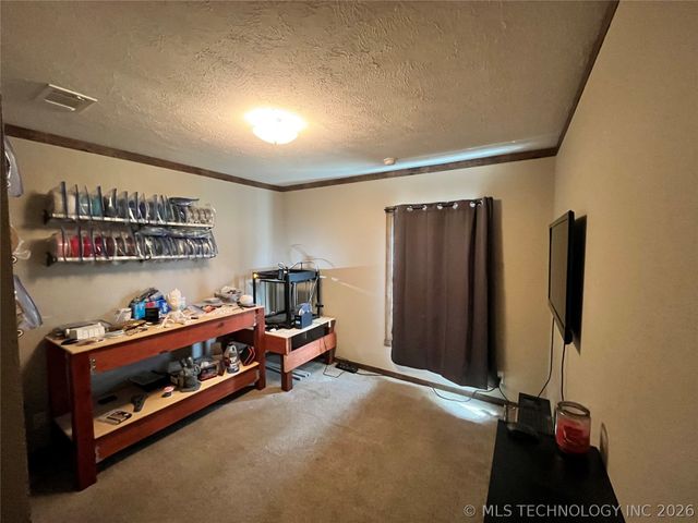 30292 S Highway 2 C, Whitefield, OK 74462