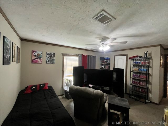 30292 S Highway 2 C, Whitefield, OK 74462