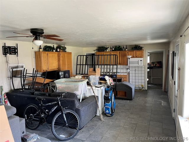 30292 S Highway 2 C, Whitefield, OK 74462