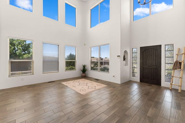 12800 Northern Sky Avenue NE, Albuquerque, NM 87111