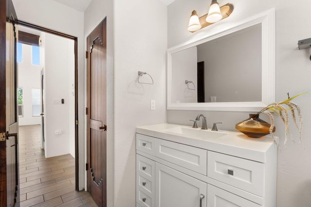 12800 Northern Sky Avenue NE, Albuquerque, NM 87111