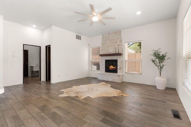 12800 Northern Sky Avenue NE, Albuquerque, NM 87111