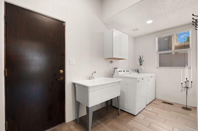 12800 Northern Sky Avenue NE, Albuquerque, NM 87111
