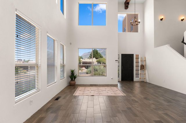 12800 Northern Sky Avenue NE, Albuquerque, NM 87111