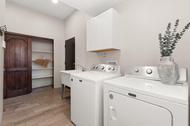12800 Northern Sky Avenue NE, Albuquerque, NM 87111