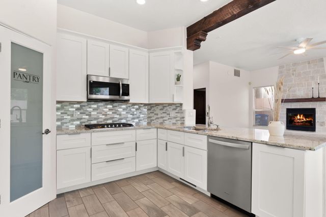 12800 Northern Sky Avenue NE, Albuquerque, NM 87111