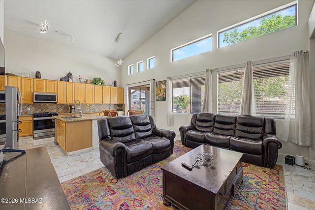 10613 E Avalon Park Street, Tucson, AZ 85747