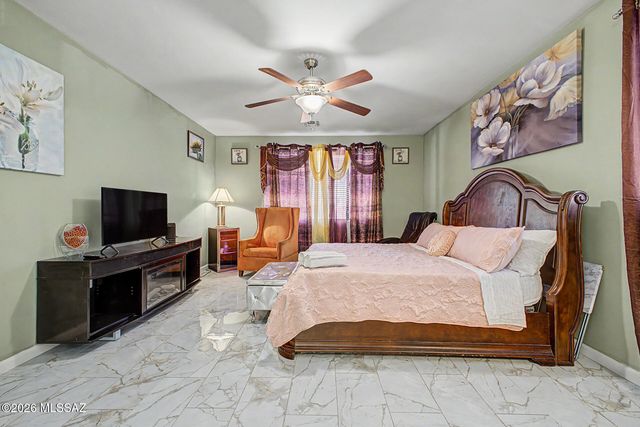 10613 E Avalon Park Street, Tucson, AZ 85747