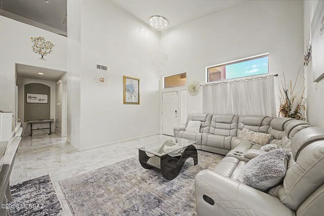 10613 E Avalon Park Street, Tucson, AZ 85747