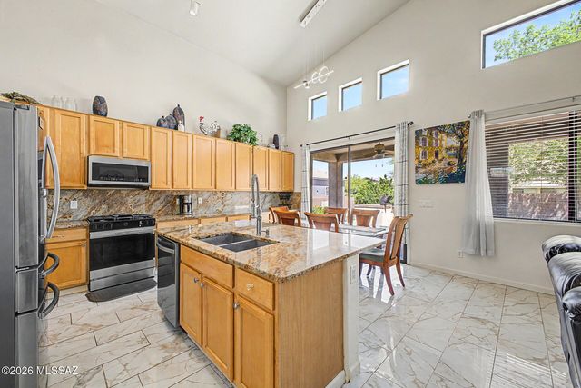 10613 E Avalon Park Street, Tucson, AZ 85747