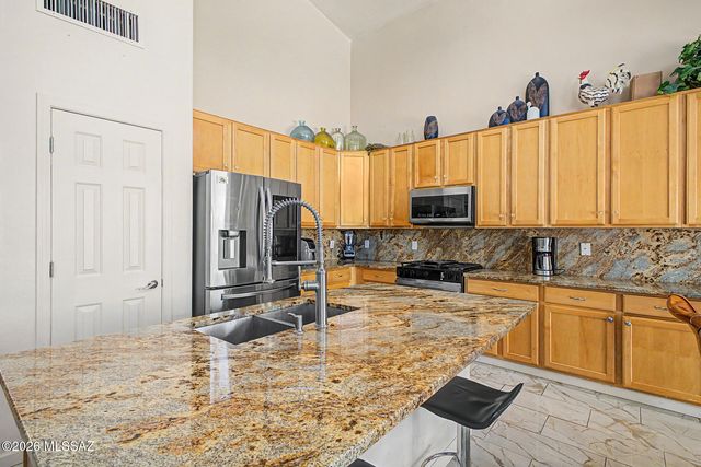 10613 E Avalon Park Street, Tucson, AZ 85747