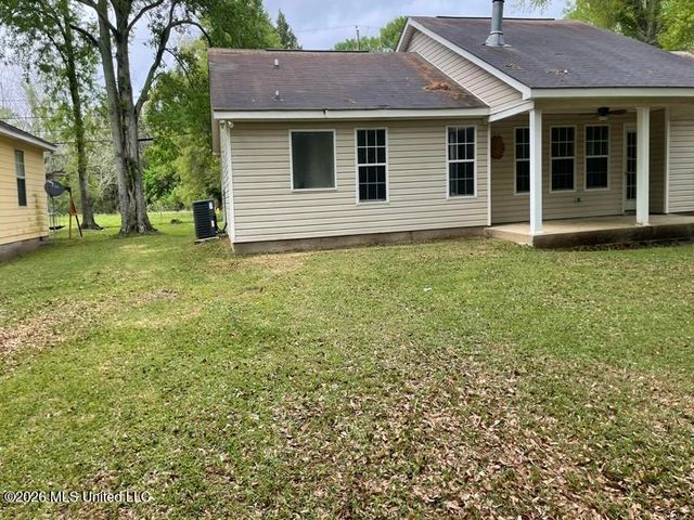 3716 Barnett Avenue, Moss Point, MS 39563