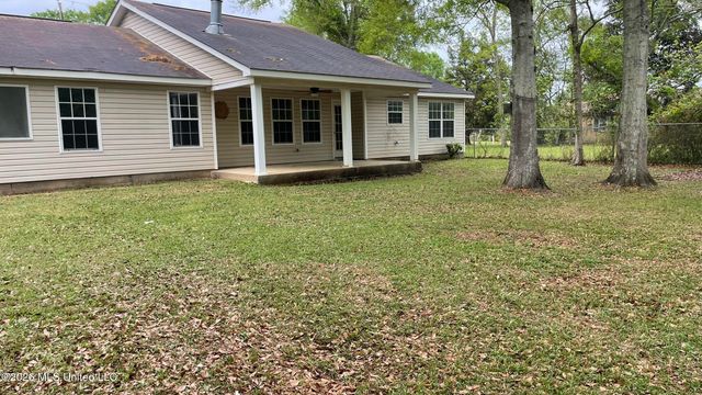 3716 Barnett Avenue, Moss Point, MS 39563