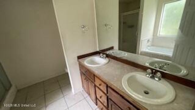3716 Barnett Avenue, Moss Point, MS 39563