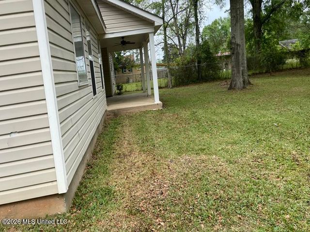 3716 Barnett Avenue, Moss Point, MS 39563