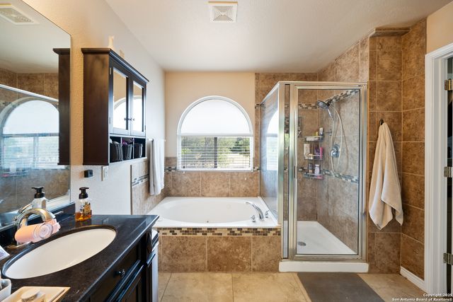 15206 Redbird Manor, San Antonio, TX 78253