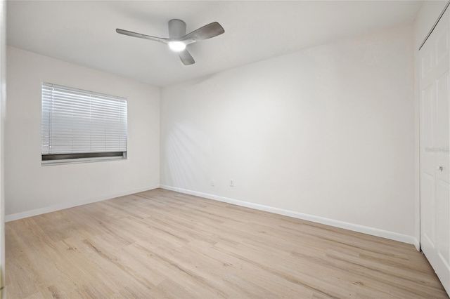 1809 E KNOLLWOOD STREET, Tampa, FL 33610
