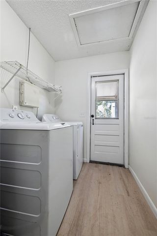 1809 E KNOLLWOOD STREET, Tampa, FL 33610