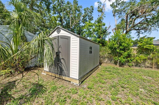 1809 E KNOLLWOOD STREET, Tampa, FL 33610