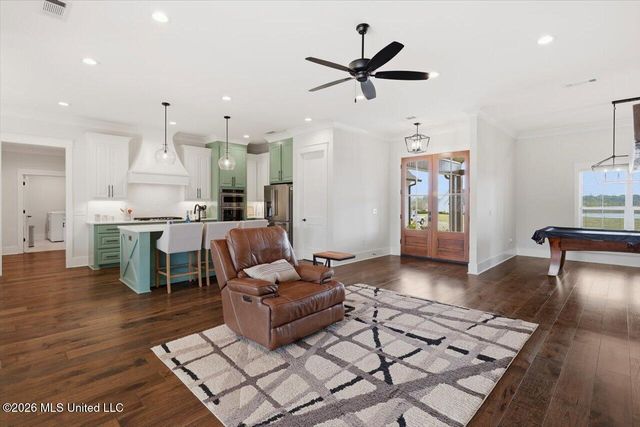 361 Stump Ridge Road, Brandon, MS 39047