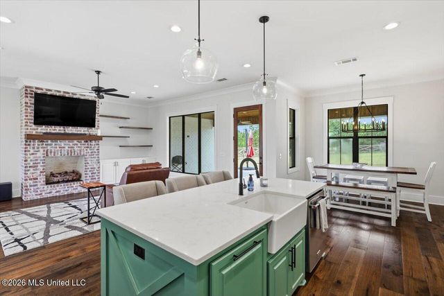 361 Stump Ridge Road, Brandon, MS 39047