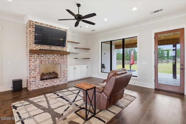 361 Stump Ridge Road, Brandon, MS 39047