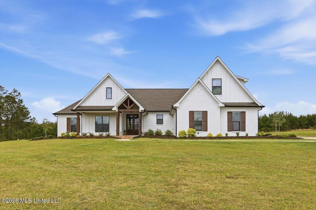 361 Stump Ridge Road, Brandon, MS 39047