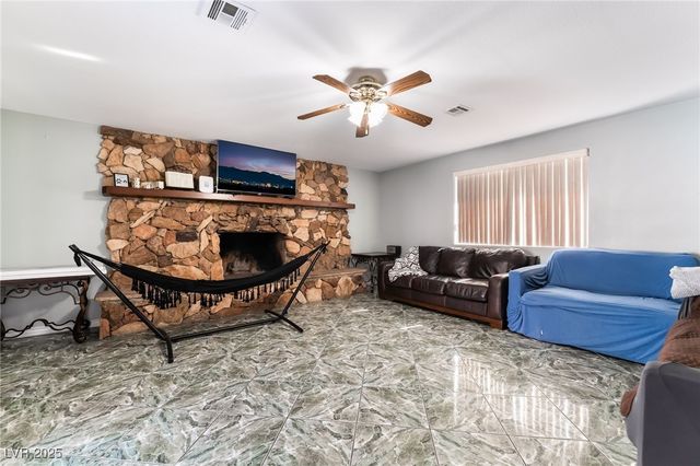 724 North Fogg Street, Las Vegas, NV 89110