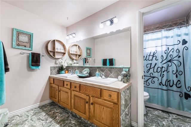 724 North Fogg Street, Las Vegas, NV 89110