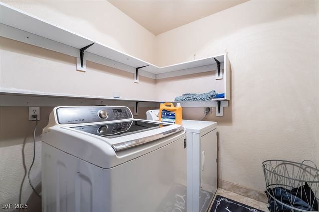 724 North Fogg Street, Las Vegas, NV 89110